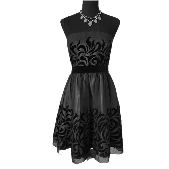 S.L. FASHIONS ~ Black Mess Overlay Velvet Scroll Pattern Volume Netted Lining - Picture 4 of 12